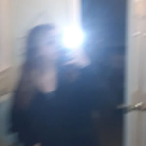 Meet your Posher, Caitlin